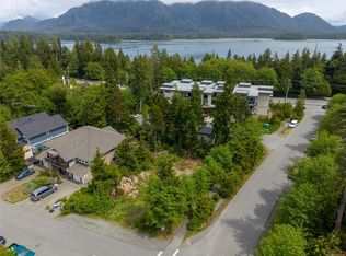 948 Hardy Pl, Tofino, BC V0R2Z0