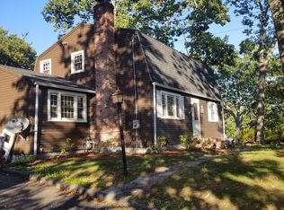 116 Pine Valley Dr, Dracut, MA 01826