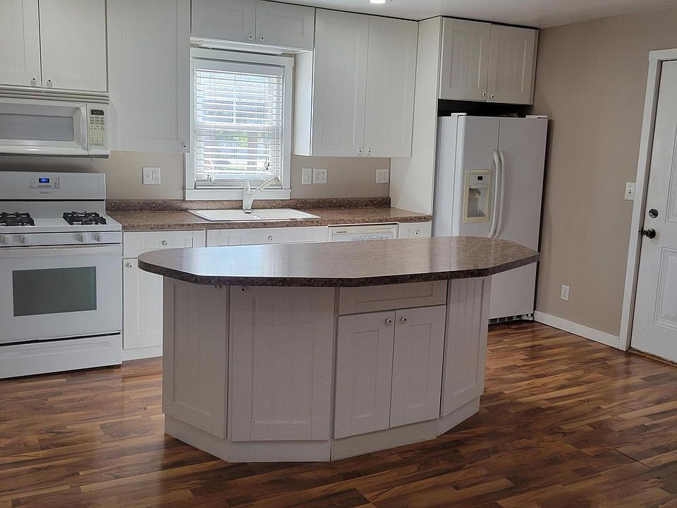 605 1st St, Bellechester, MN 55027 MLS 6450254 Zillow