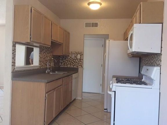 4th image of 12325 Robert David Dr