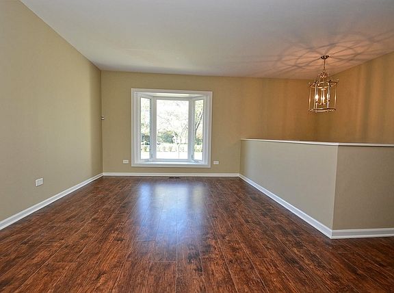 4th image of 22227 Karlov Ave