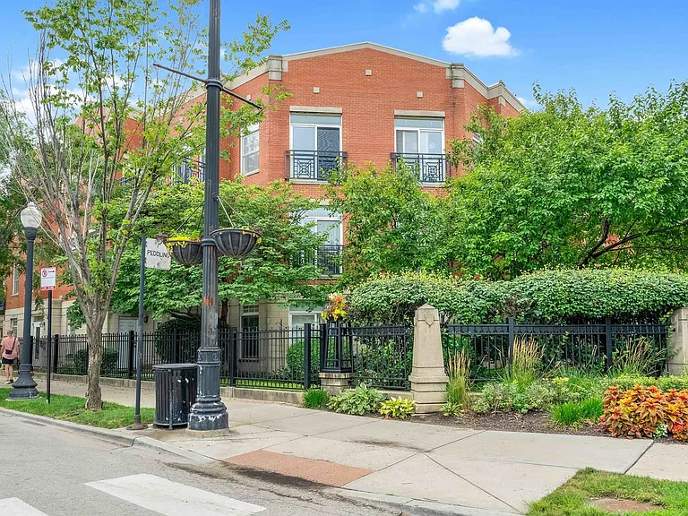 1406 S Halsted St #3B — Photo 19