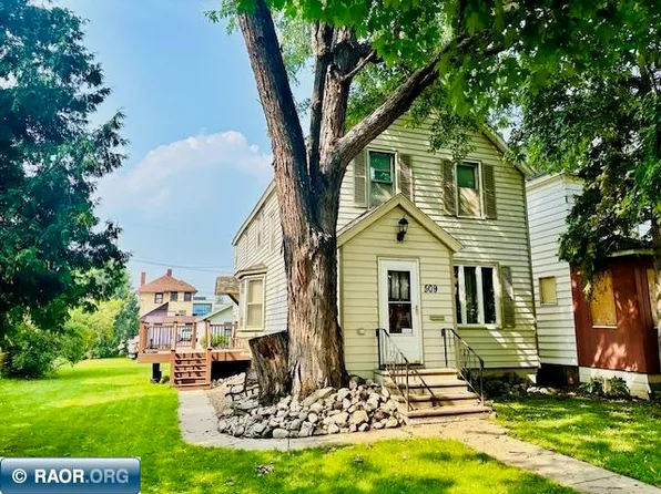 509 5th St S, Virginia, MN 55792