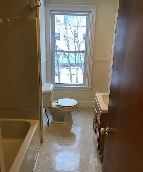 25 Bolton St #1 — Photo 14