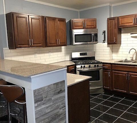 4th image of 217 Cherry St APT 2
