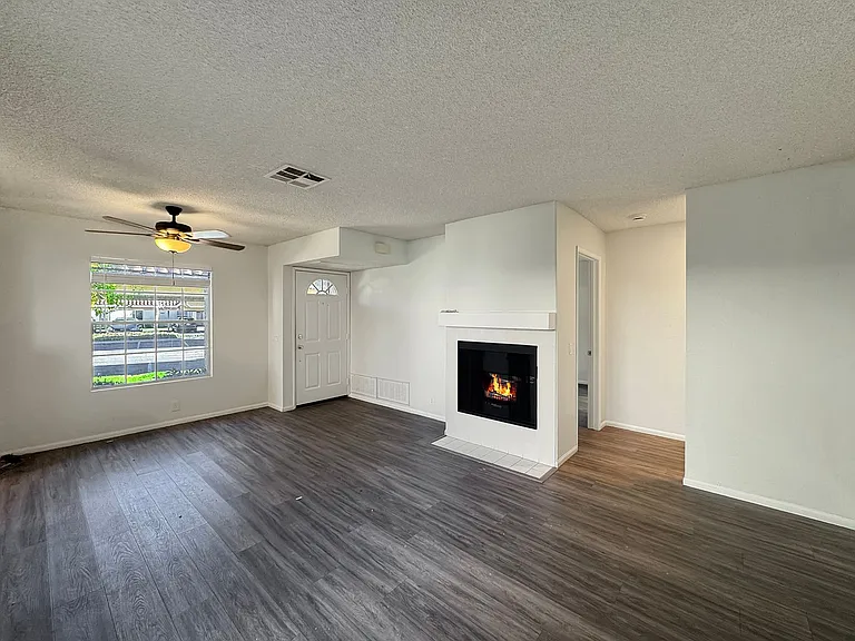 10710 Aderman Ave #43 — Photo 5