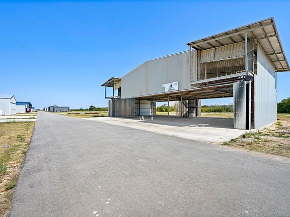 4th image of 15850 Salado Airport Rd #73 & 74