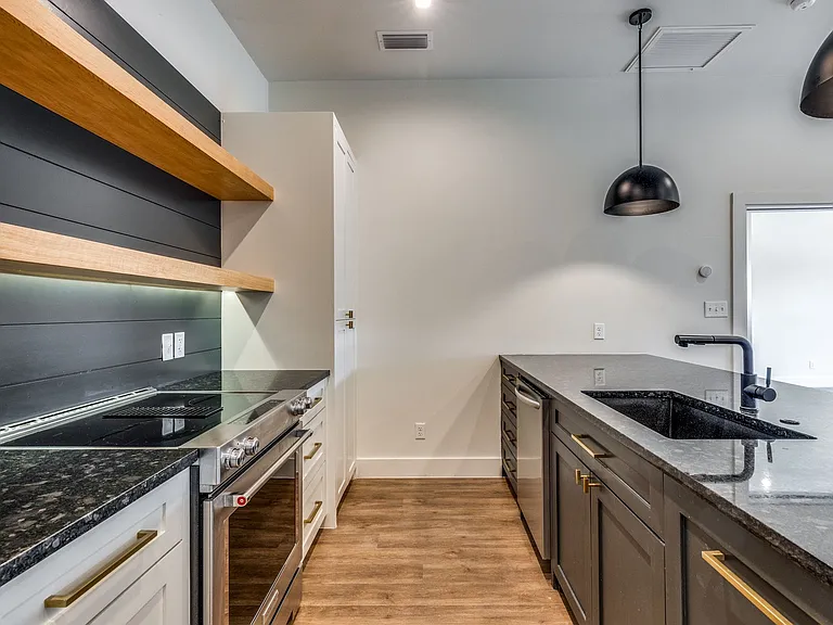 The Fairmount at Magnolia — Photo 31