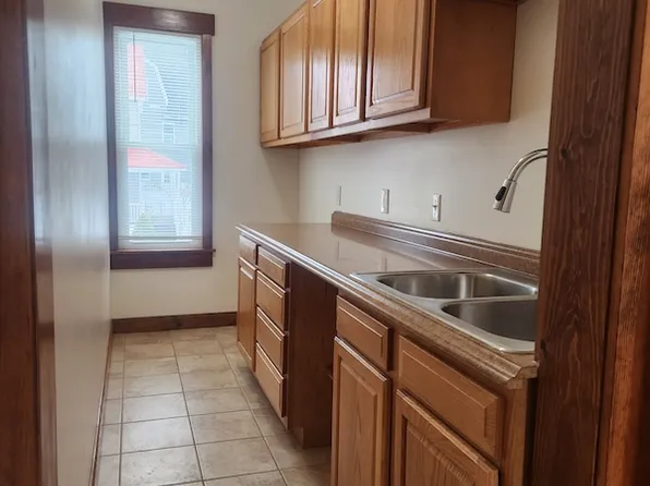 18 Huntington Ave #2, Worcester, MA 01606