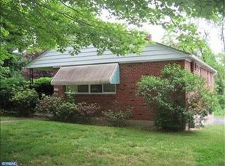 977 Rocklyn Rd, Springfield, PA 19064