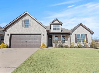 2104 Big Leaf Dr, Huntsville, AL 35803