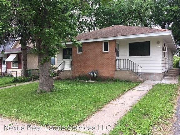 2nd image of 281 Queen Ave N
