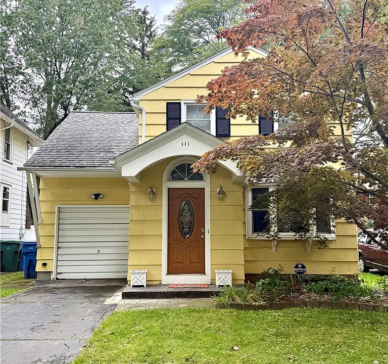 111 Arbordale Ave