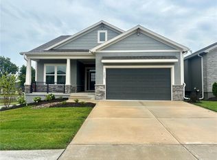 3201 SW Merriam Ct, Lees Summit, MO 64081