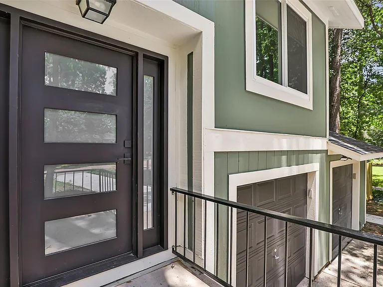 2108 W Lacey Oak Cir — Photo 10