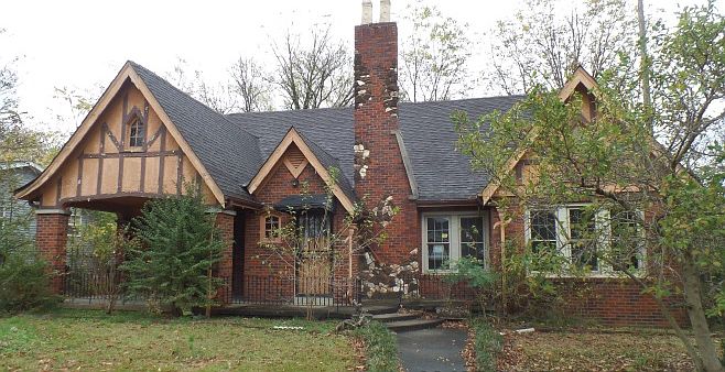 1st image of 590 N Hays Ave
