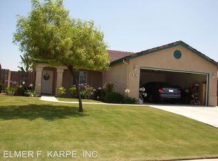 223 W Pilot Ave, Bakersfield, CA