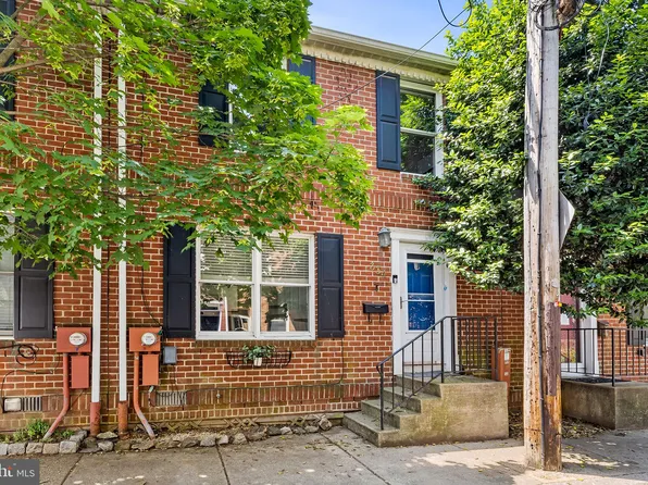 334 Poplar St, Philadelphia, PA 19123