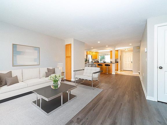 5th image of 10154 NE 137th Pl