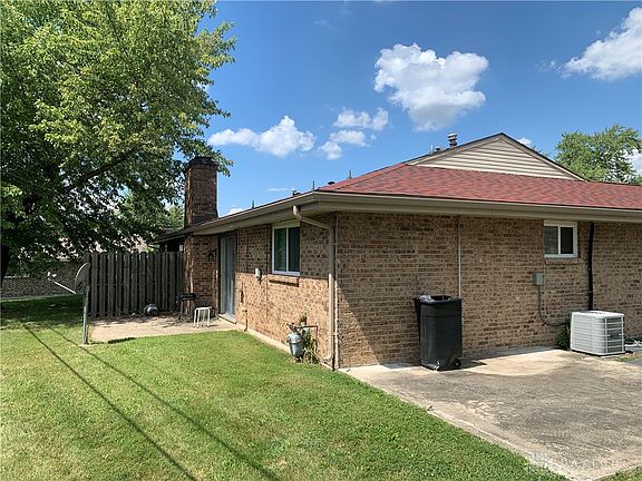 3rd image of 5277 Greencroft Dr #5275