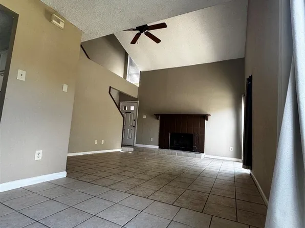 9536 Pagewood Ln #9536, Houston, TX 77063