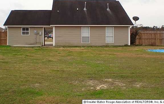 4th image of 10053 Chapel Hill Dr