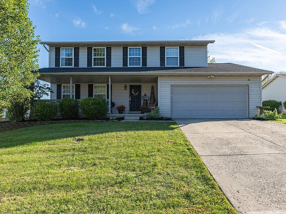 1st image of 29 Forest Pond Dr