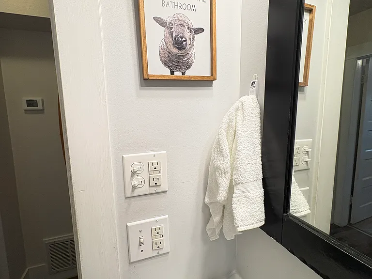1215 E Barclay Ct #MAIN — Photo 26