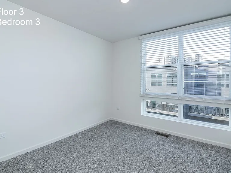 336 Summit Cir — Photo 19