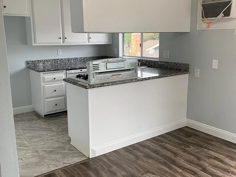 200 S Delano St #3 — Photo 9