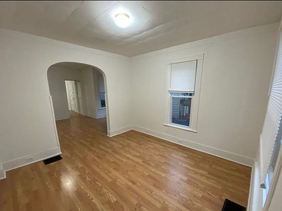 2nd image of 410 5th St NW