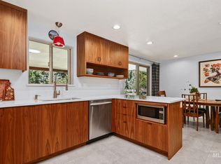 5932 W Poplar Dr, Boise, ID 83704