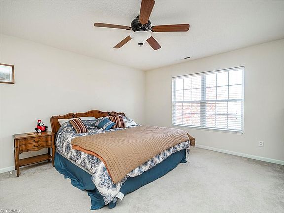 5th image of 7724 Oliver Park Dr