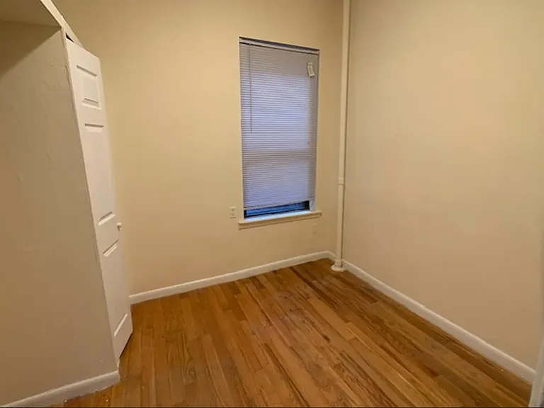 1758 1st Ave #8 — Photo 5