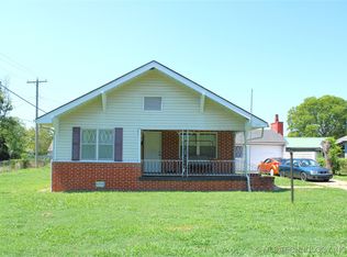 309 N 12th St, Henryetta, OK 74437