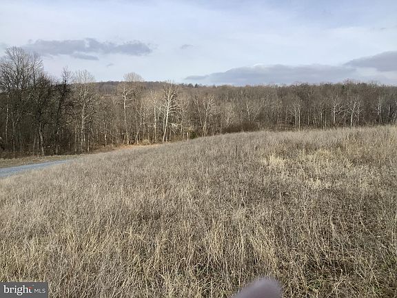 3rd image of 780 Norman Silver Dr
