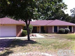 2351 Jenson Ct, Fort Worth, TX 76112