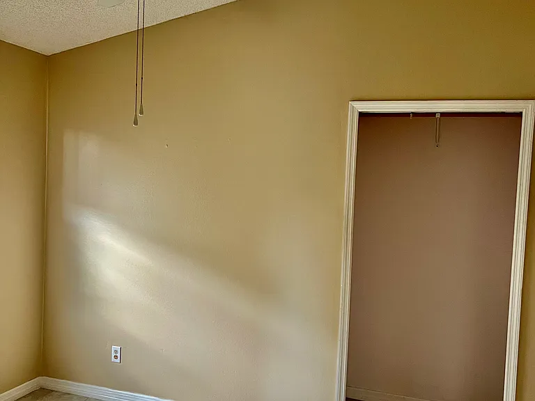 7833 Chediston Cir — Photo 10