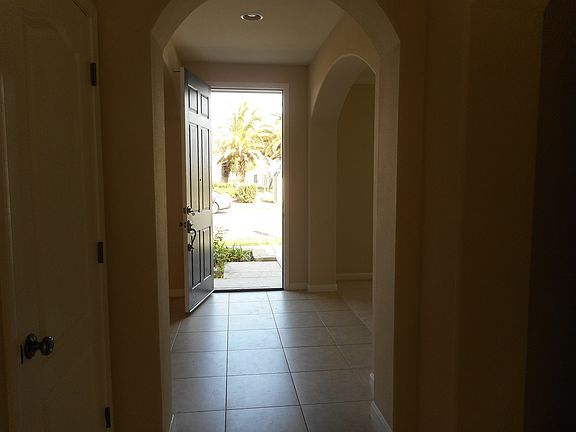 4th image of 354 W Piedmont Dr