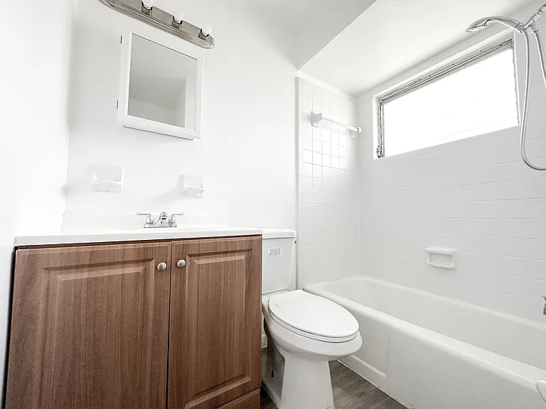 1025 S K St #5 — Photo 9