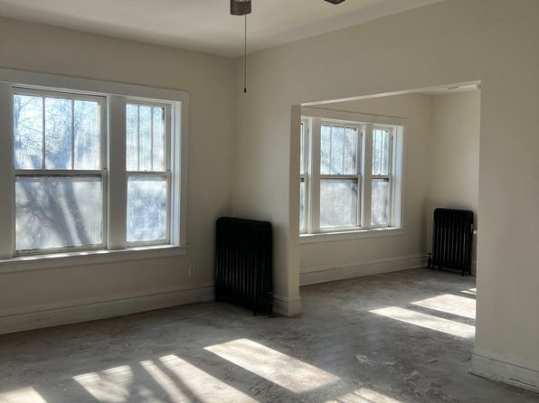 4832 W Montrose Ave #3