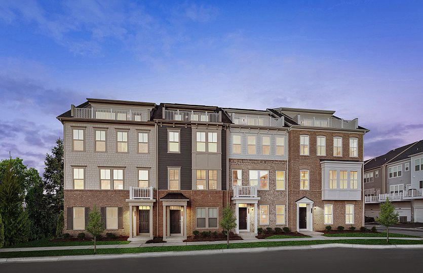 Model Representation - Stately Townhome Exteriors
