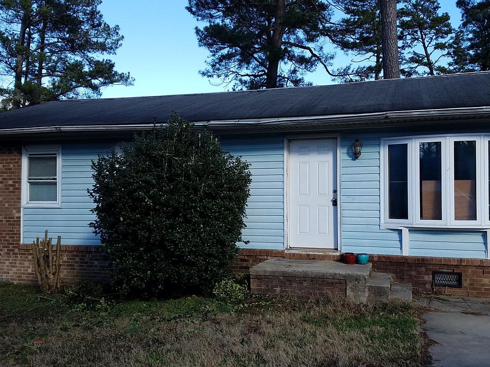 1st image of 2724 Hinson Dr