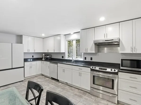 43 Lackey St, Westborough, MA 01581
