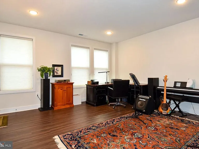 23610 Havelock Walk Ter — Photo 41