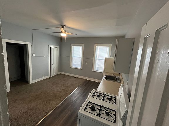 3rd image of 310 Apple St #1