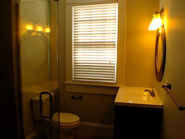 2120 Herschel St #A — Photo 10