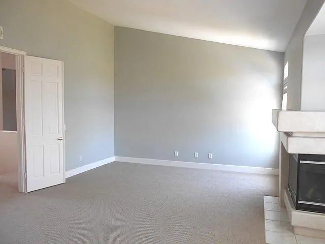 4968 Marin Dr — Photo 10