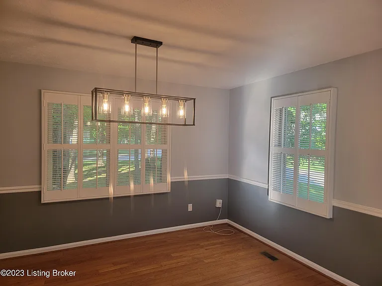 10315 Amberwell Park Rd — Photo 9