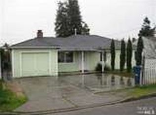 1018 Gloria Dr, Santa Rosa, CA 95407